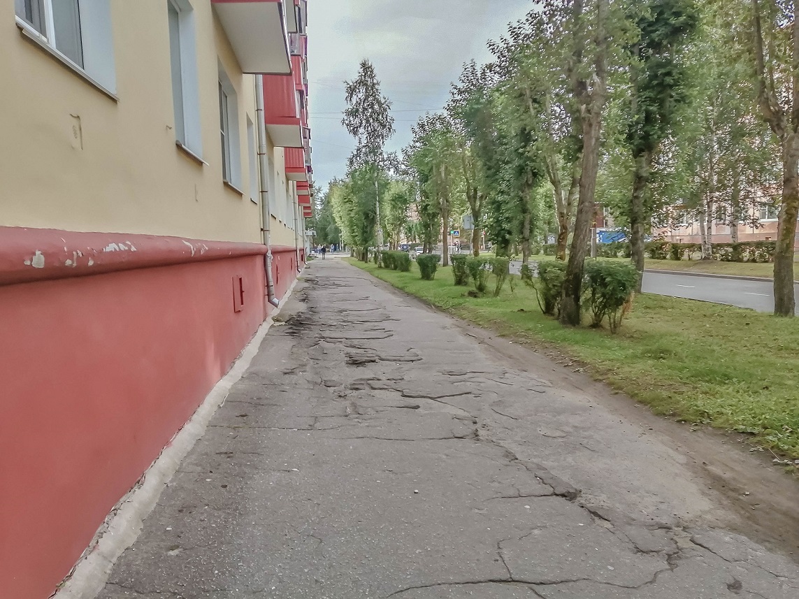 В Северодвинске отремонтируют 270-метровый участок тротуара за 2,8 млн. рублей